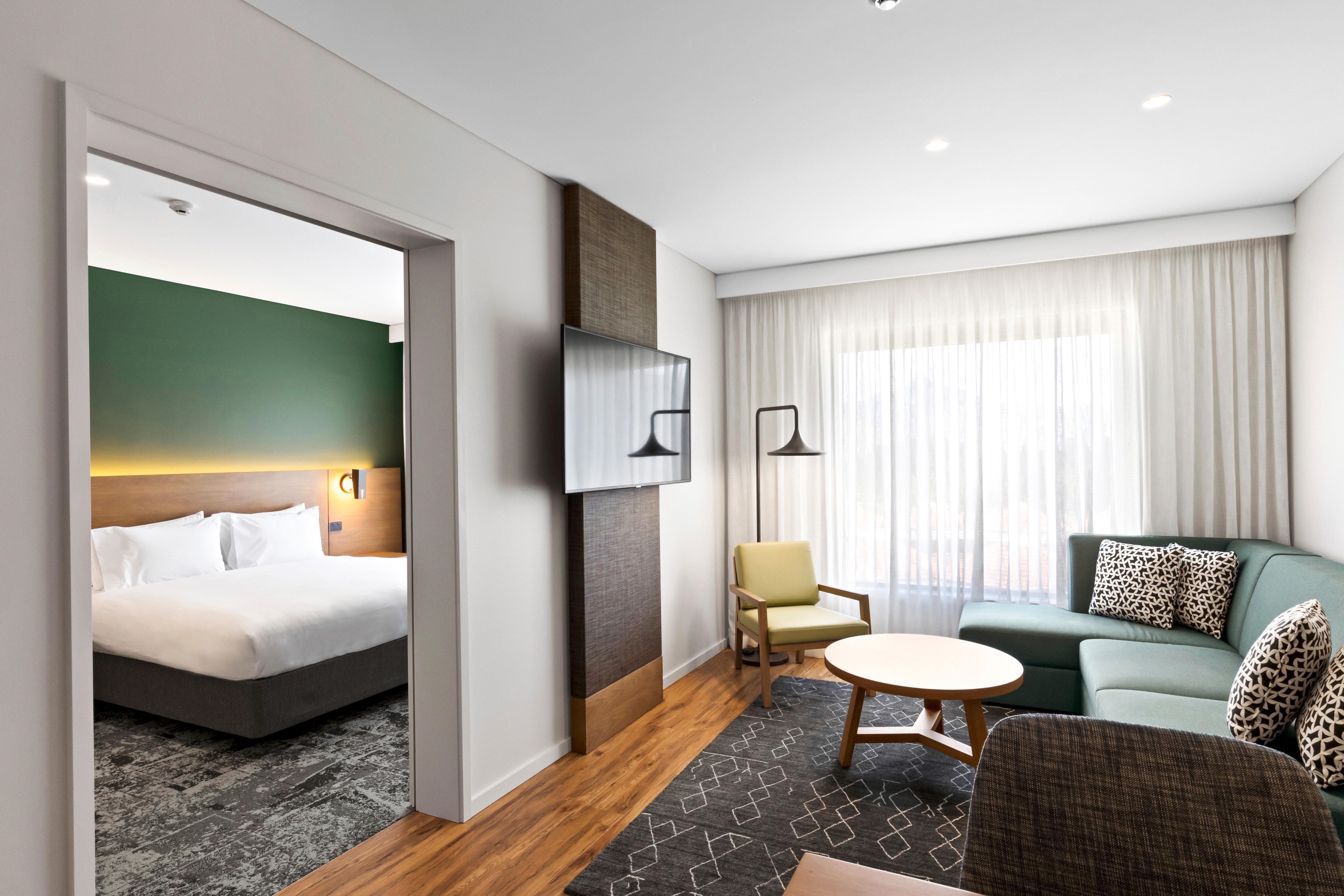 Holiday Inn Express & Suites Queenstown, An Ihg Hotel Luaran gambar