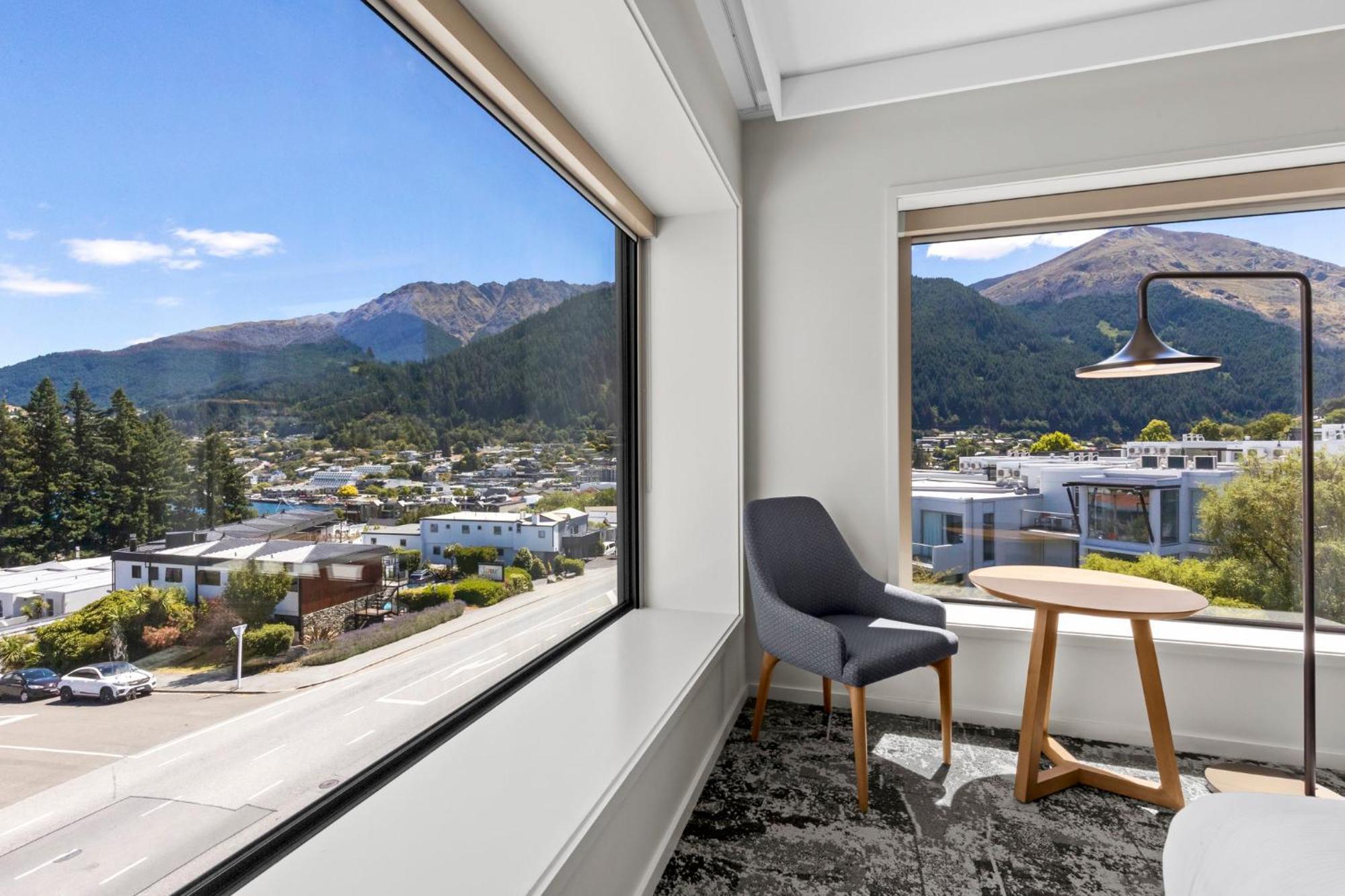 Holiday Inn Express & Suites Queenstown, An Ihg Hotel Luaran gambar