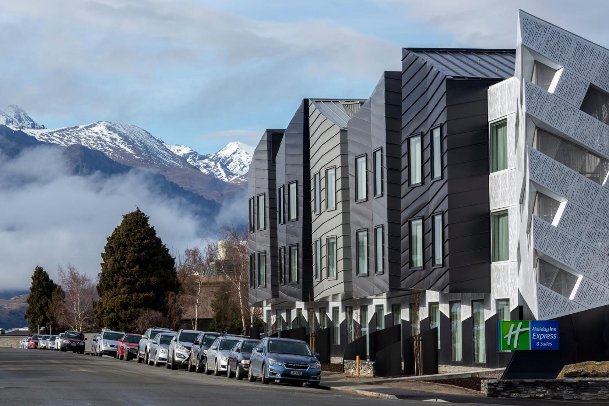 Holiday Inn Express & Suites Queenstown, An Ihg Hotel Luaran gambar